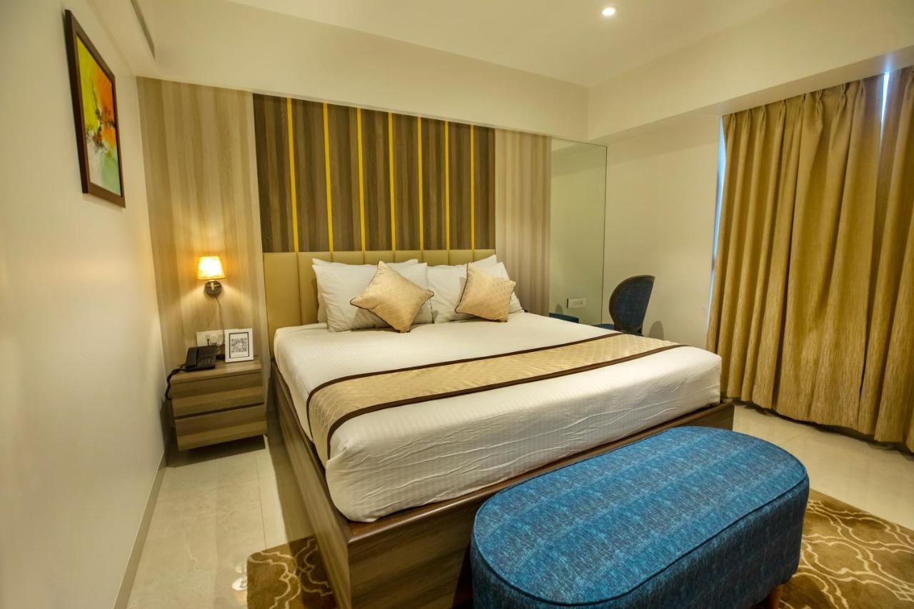 The Thane Club Екстер'єр фото